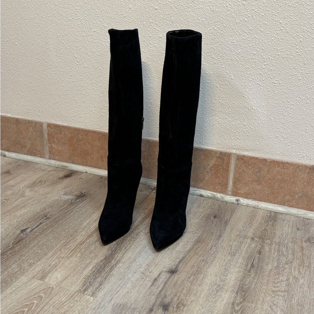 Vince Camuto  Elegant Black Knee-High Women's Boots
